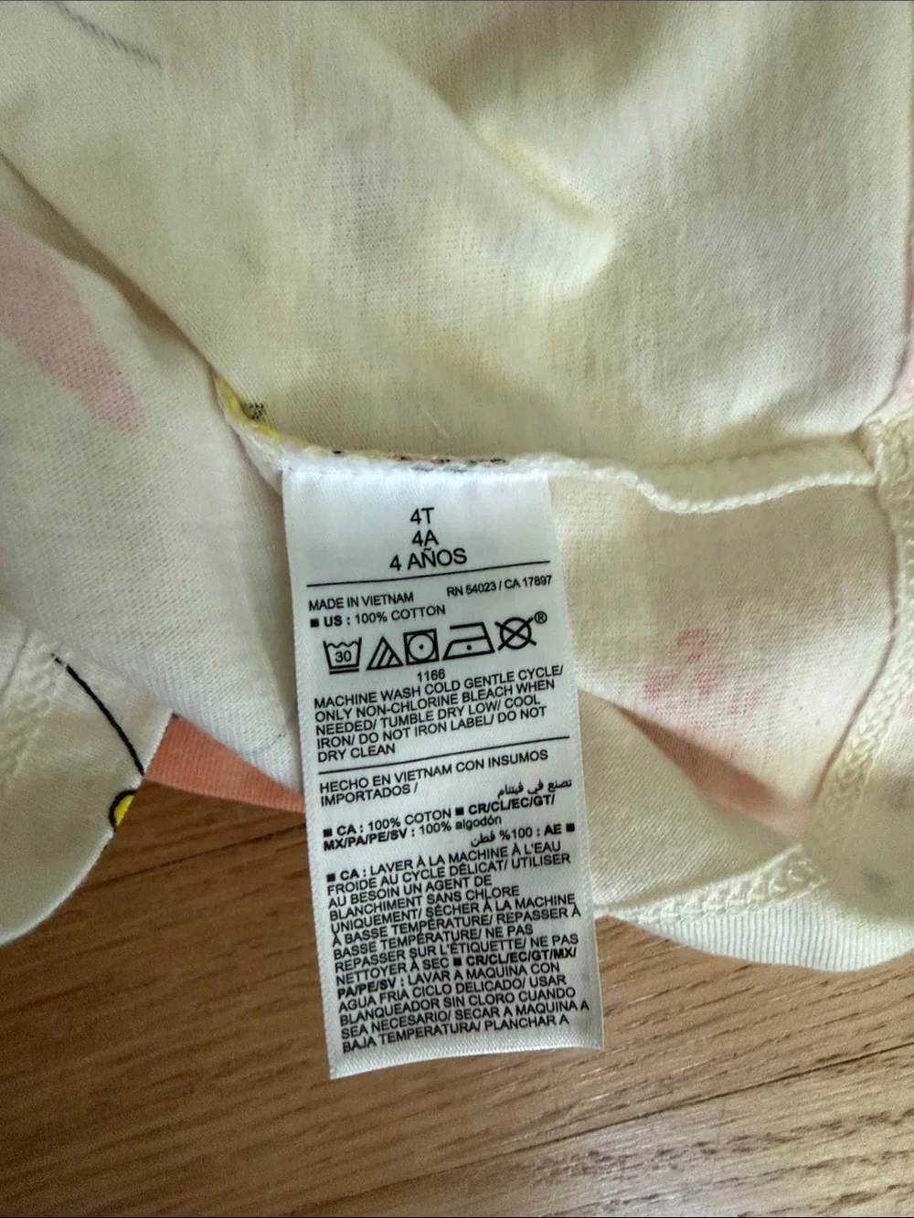 NWT Old Navy Kids Long Sleeve Tees in Black, Cream, Light Heather Gray